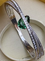 Swarovski Hyperbola Bangle Green Small