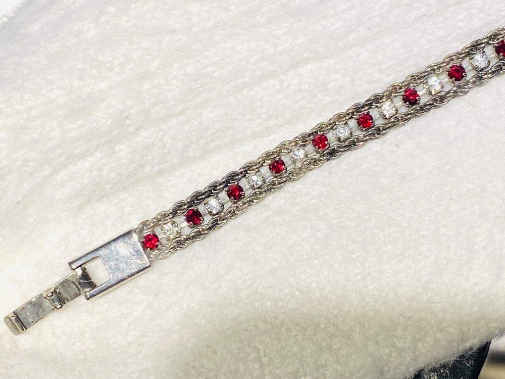 DOUBLE ROPE BRACELET W/ RED & WHITE AUSTRIAN CRYSTALS 50 MILS GOLD PLATING