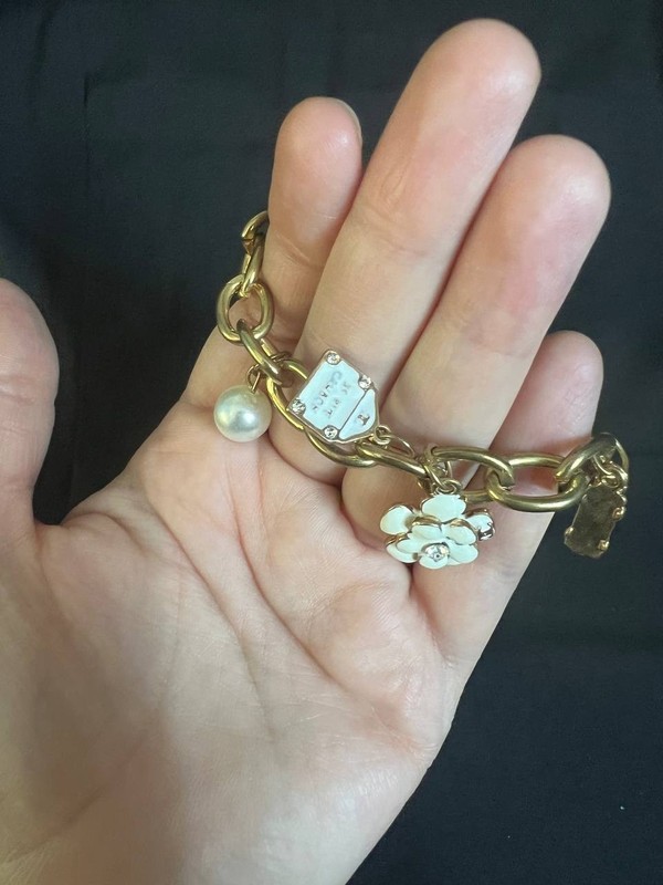 Gold Tone Charm Bracelet Faux Pearl Heart Flower Charms Toggle Chunky Chain gallery