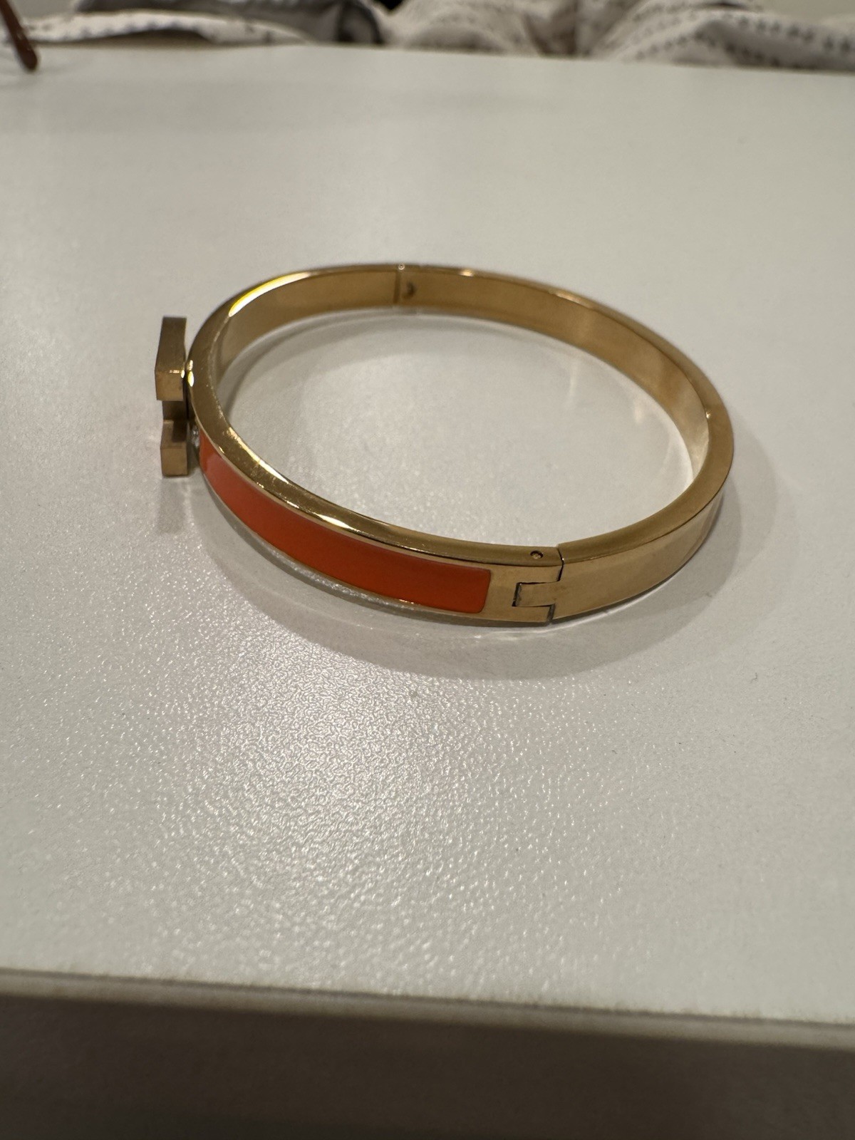Orange Enamel Gold Tone Round Bangle Bracelet Turnlock Closure gallery