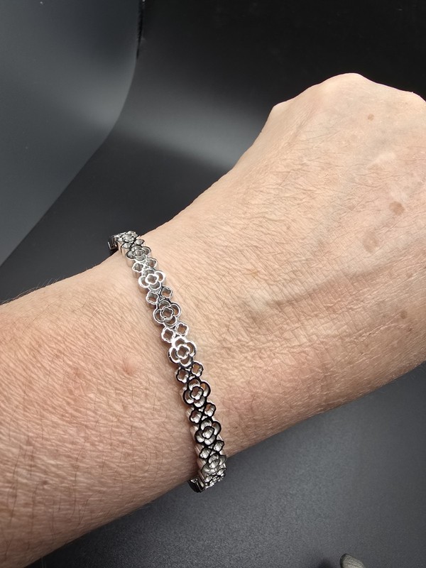 Silver Tone Metal Stackable Round Cuff Bangle Bracelet Crystal Accent gallery