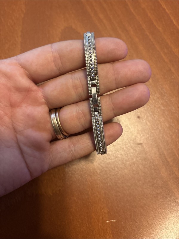 Vintage Silver Tone Rhinestone Bracelet Segmented Fold Over Clasp 7.5" gallery
