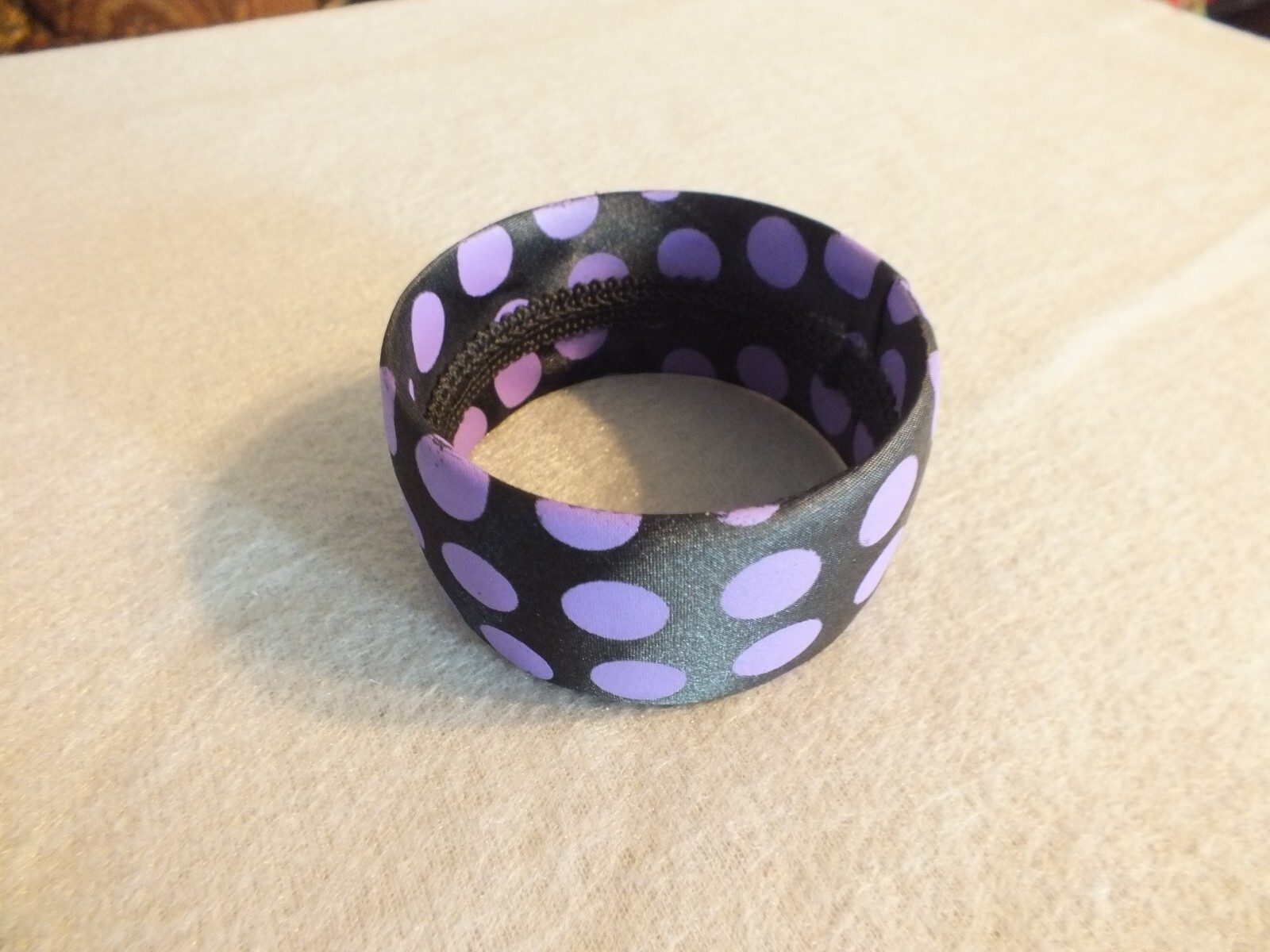 Beautiful Bangle Bracelet Fabric Wrapped Black Purple 1 3/8" Wide x 2 5/8" Ac ID gallery