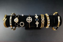 10 Pc Bracelet Lot Gold Tone & Black Assorted Mixed Style Bangles K15