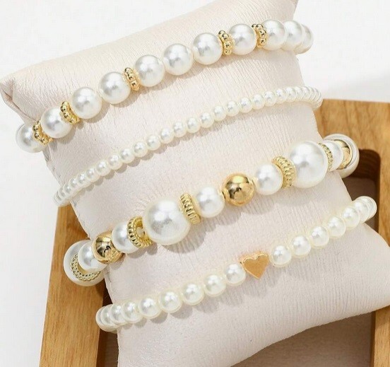 Zara new 18K Gold plated bracelet 4 pieces pearl & gold beads sale size 18 cm gallery