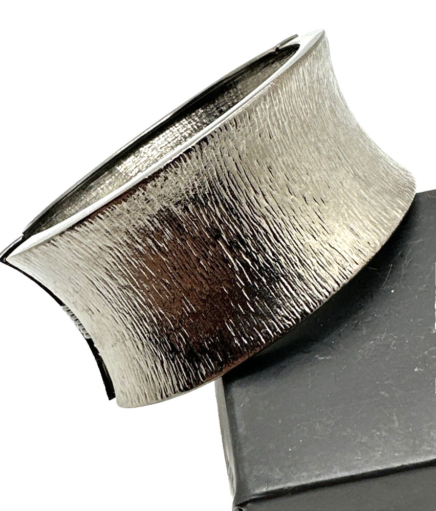 Wide Textured Clamper Bracelet Gunmetal Heavy Curved Concave Bangle 7"
