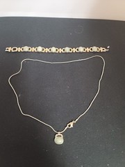 Bracelet Oval Green Stone Marble Gold Tone 7.5″ w/Matching Stone Necklace, VG