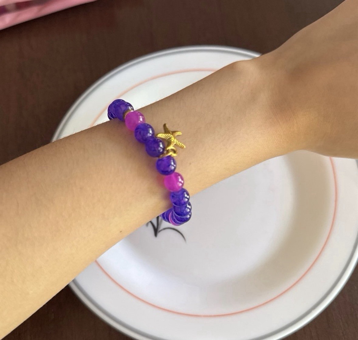 Handmade Purple Glass Beaded Stretch Bracelet, Gold Tone Starfish Dangle Charm gallery