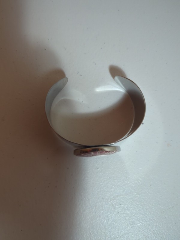 Natural Shell & Metal Cuff Bracelet gallery