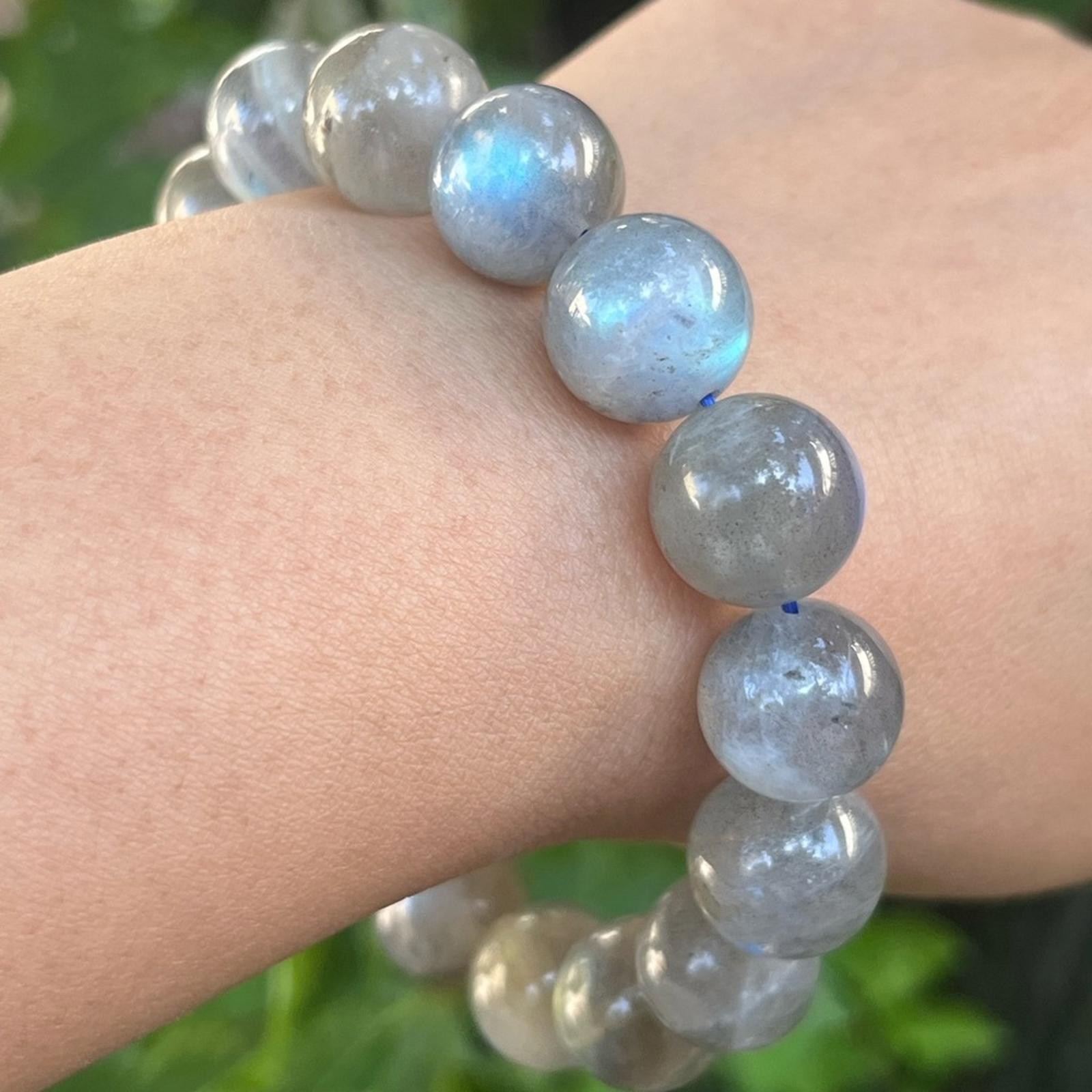 13.5mm stretchable chunky flashy labradorite bracelet gallery