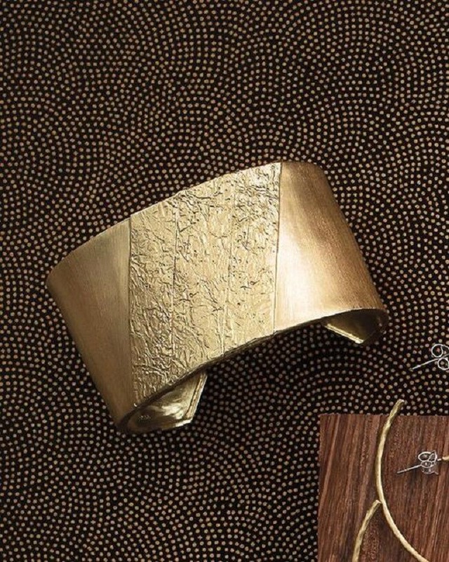 Silpada K and R Athena Cuff Goddess Bracelet Gold Textured Brass KRB0001 gallery