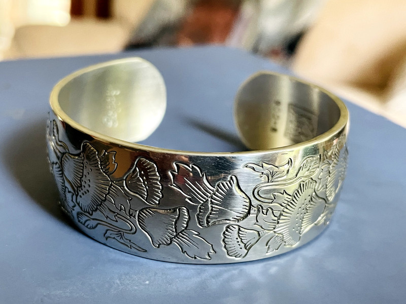 KIRK Pewter Flower Of The Month Bracelet Bangle jewelry Floral "Poppy" Sz Small gallery