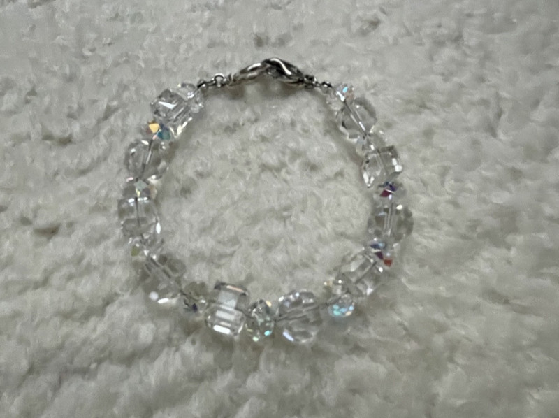 Swarovski Faceted Crystal Beaded Bracelet Swan Logo 8" Large Crystal -New No tag gallery