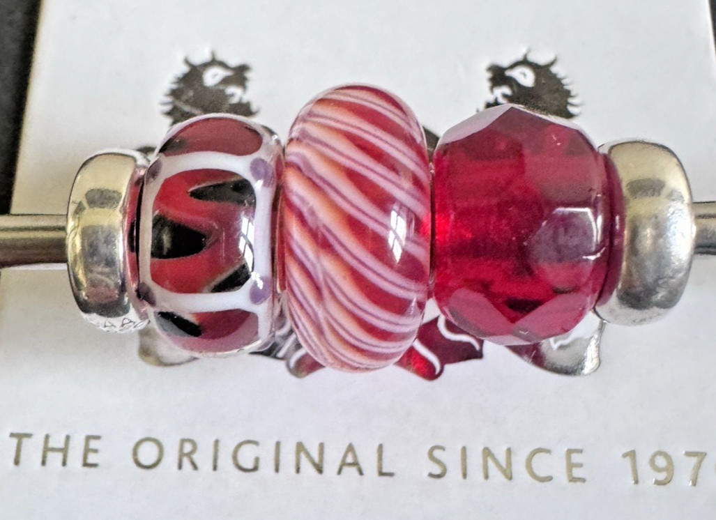 Trollbeads ~ Magic Carpet, Red Feather & Red Prism Beads ~ Lot of 3 gallery