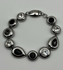 Silver Tone Black & Clear Rhinestone Teardrop Round Link Station Bracelet 7.5″