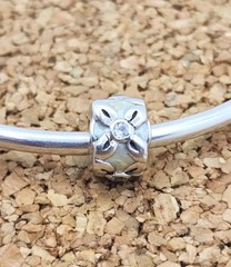 Authentic Sterling Silver Spring Bouquet Clear Cz Flower European Charm Bead