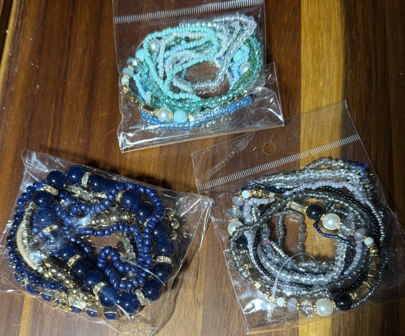 Lot of 3 beaded bracelet sets (28 Total) Navy Blue Teal Black White Fashion gallery