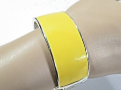 YELLOW HINGED BRACELET ENAMEL CONTEMPORARY MODERN CHUNKY MAGNETIC