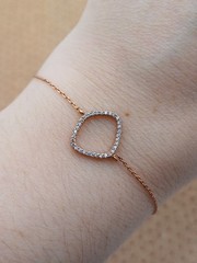 Z By Accessorize Elegant Fine Gold Tone And Rhinestone Detailed Chain Bracelet