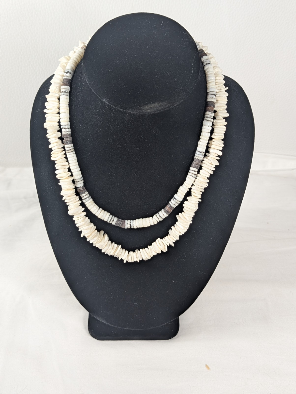 Aeropostale & Unbranded Genuine Puka Shell Necklaces (2) Surf Beach VSCO NOTE gallery