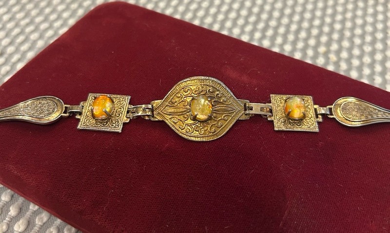 Vtg Brass Tone Panel Bracelet w/Beautiful Fire Opal Stones:Orange Yellow, Green gallery