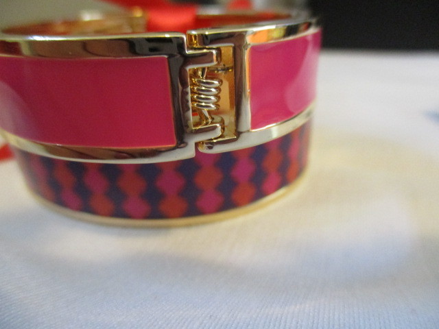 AVON Joyful Beautiful Bangle Set of 2 Gold tone with Enamel-look Hinged Closure gallery