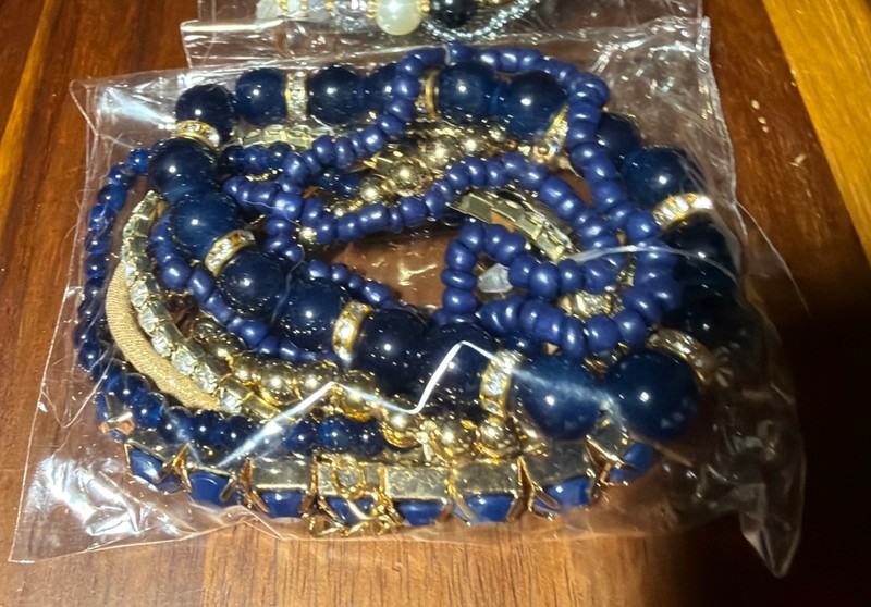 Lot of 3 beaded bracelet sets (28 Total) Navy Blue Teal Black White Fashion gallery