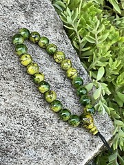 Green Yellow Glass Or Stone Bead Stretch Bracelet Jewelry