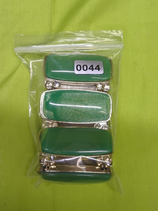 Chunky Green And Gold With Clear Rhinestone Bracelet gallery
