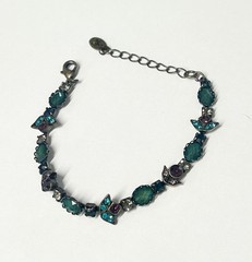 Signed Accessorize Blue Purple Faceted Glass Crystal Rhinestone Bracelet 407