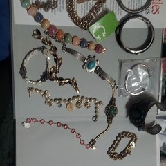 resellers costume jewelery bracelet lot. mixed materials. 14 total.