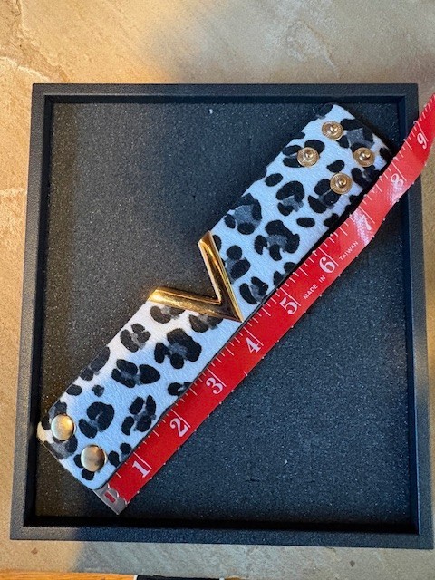 New Designer Inspired V Vegan Leather Gray Leopard Cuff Adjustable Snaps gallery
