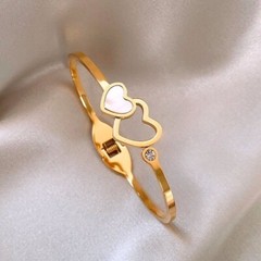 Woman 18K Gold Plated Mother of Pearl Heart Charm CZ Cuff Bracelet Bangle