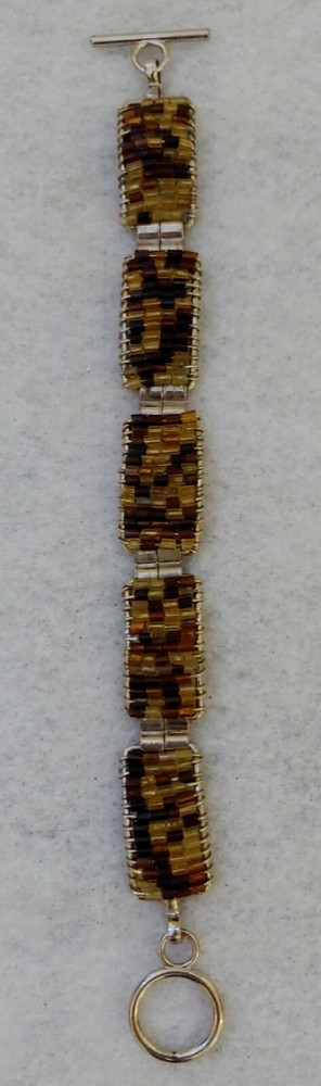 Beautiful Bracelet Silver Tone Multicolor Beads Toggle Closure 7in LONG 5/8in/W