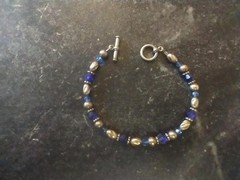 8″ PEWTER METAL BLUE GLASS CRYSTAL BEAD BRACELET~TOGGLE~RUSTIC~FACETED