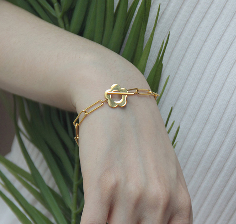 Gold Plated Stainless Steel Paper Clip Link Chain Flower Toggle Bracelet 7" AC gallery
