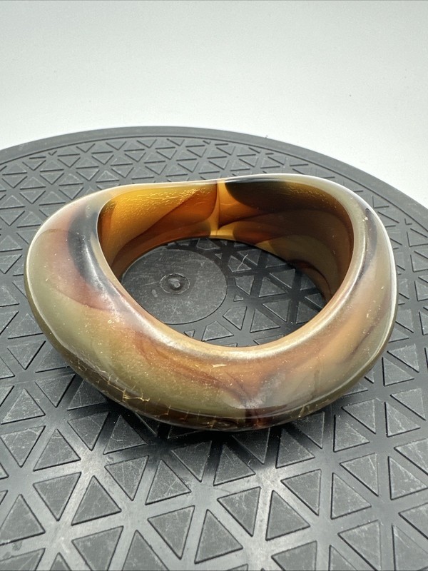 Asymmetric Faux Tortoise Shell Poly-Resin Bangle Chunky Bracelet gallery
