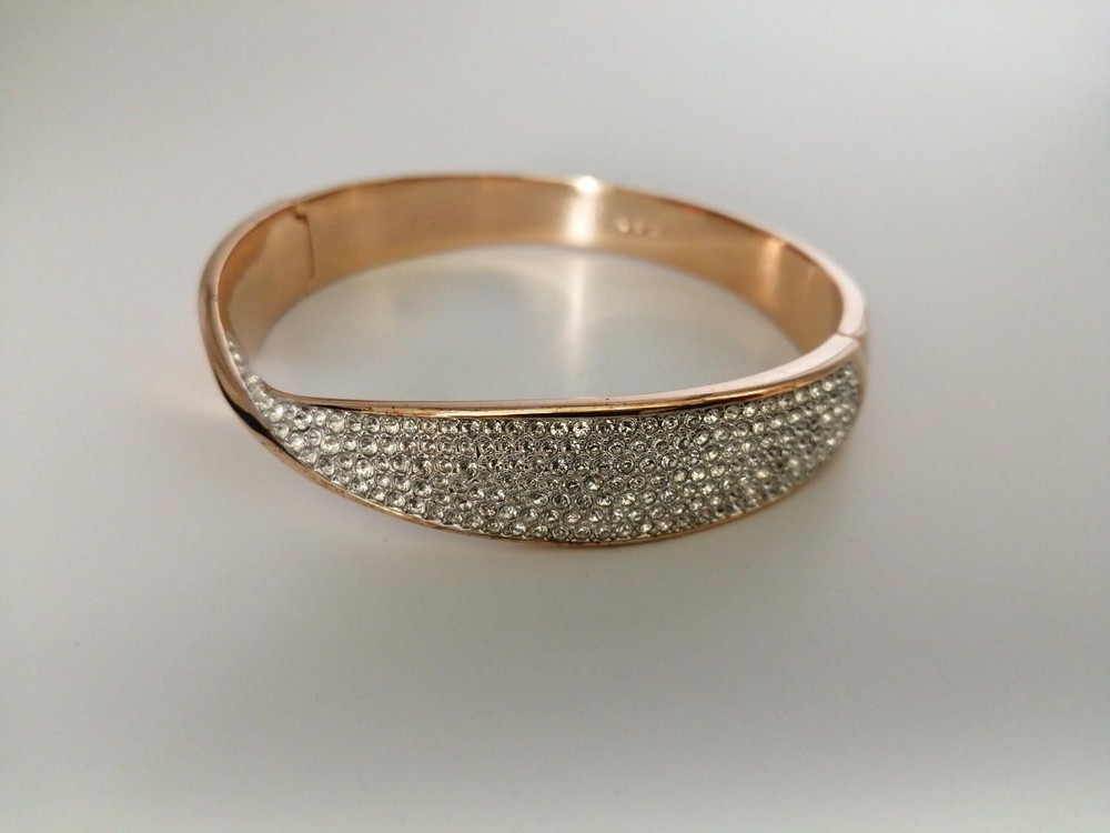 SWAROVSKI Bangle Used