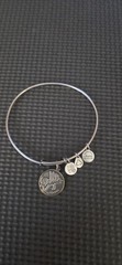Alex & Ani Silver Tone Expandable Wire Bracelet “Sister” Charm BR