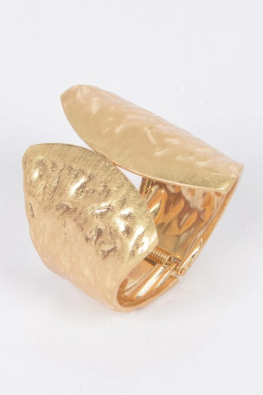 Cast Metal Spring Hinge Cuff gallery