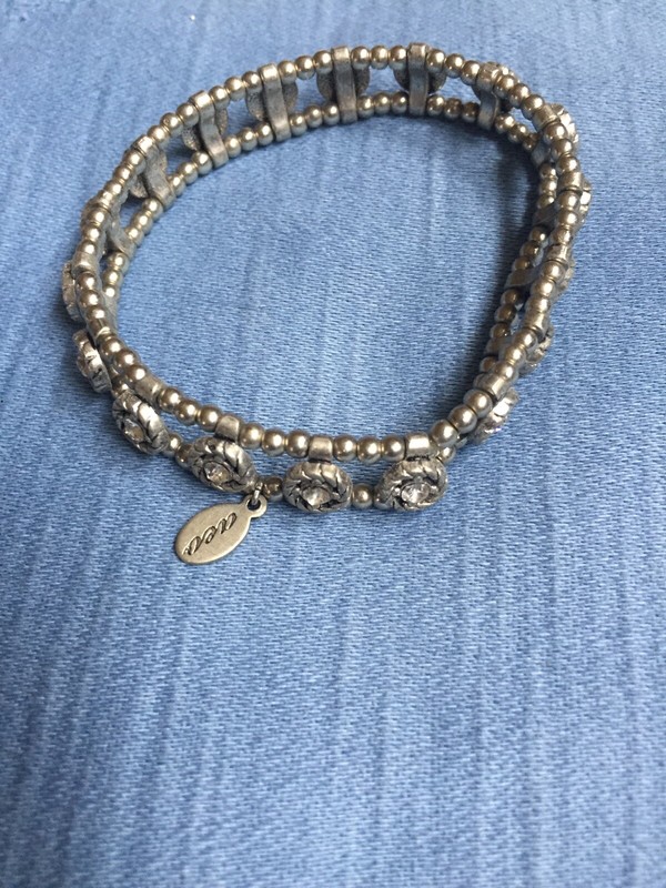 Bracelets Lot Of 7 Silver Tone Various Styles Cute Summer gallery