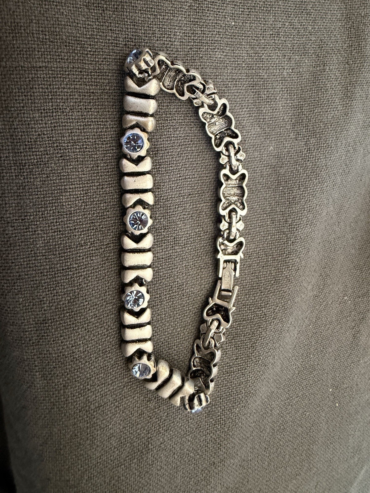 ntage Zik Zok Pewter Rhinestone Hugs & Kisses XO Link Statement Bracelet 6.5 570 gallery