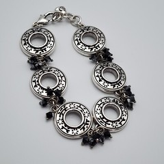 Brighton Silver Open Circle Black Crystal Dangles Bracelet Textured Links 7″-8″