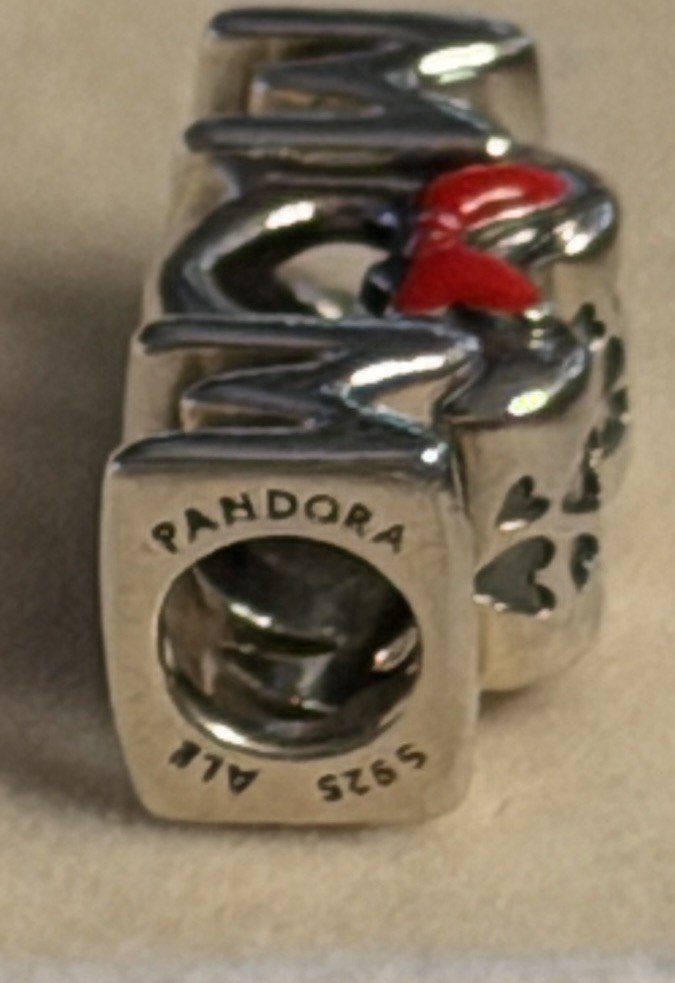 Authentic Pandora Disney Minnie Mouse“MOM” Charm – Red Enamel Bow Heart S925 ALE gallery