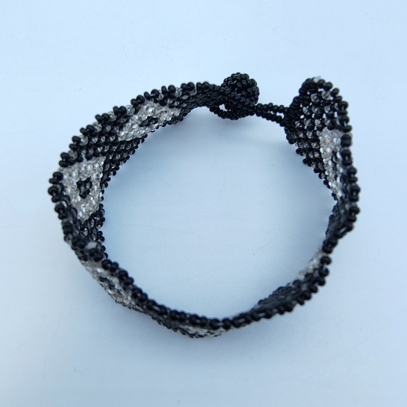 Monochromatic Woven Seed Bead Bracelet Handmade Geometric Diamond Pattern gallery