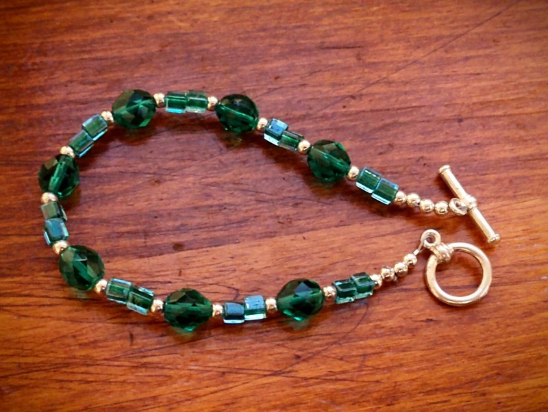 Pretty & Classy Bracelet w/Green Crystals Beads ~ Sterling Silver ~ Handmade gallery