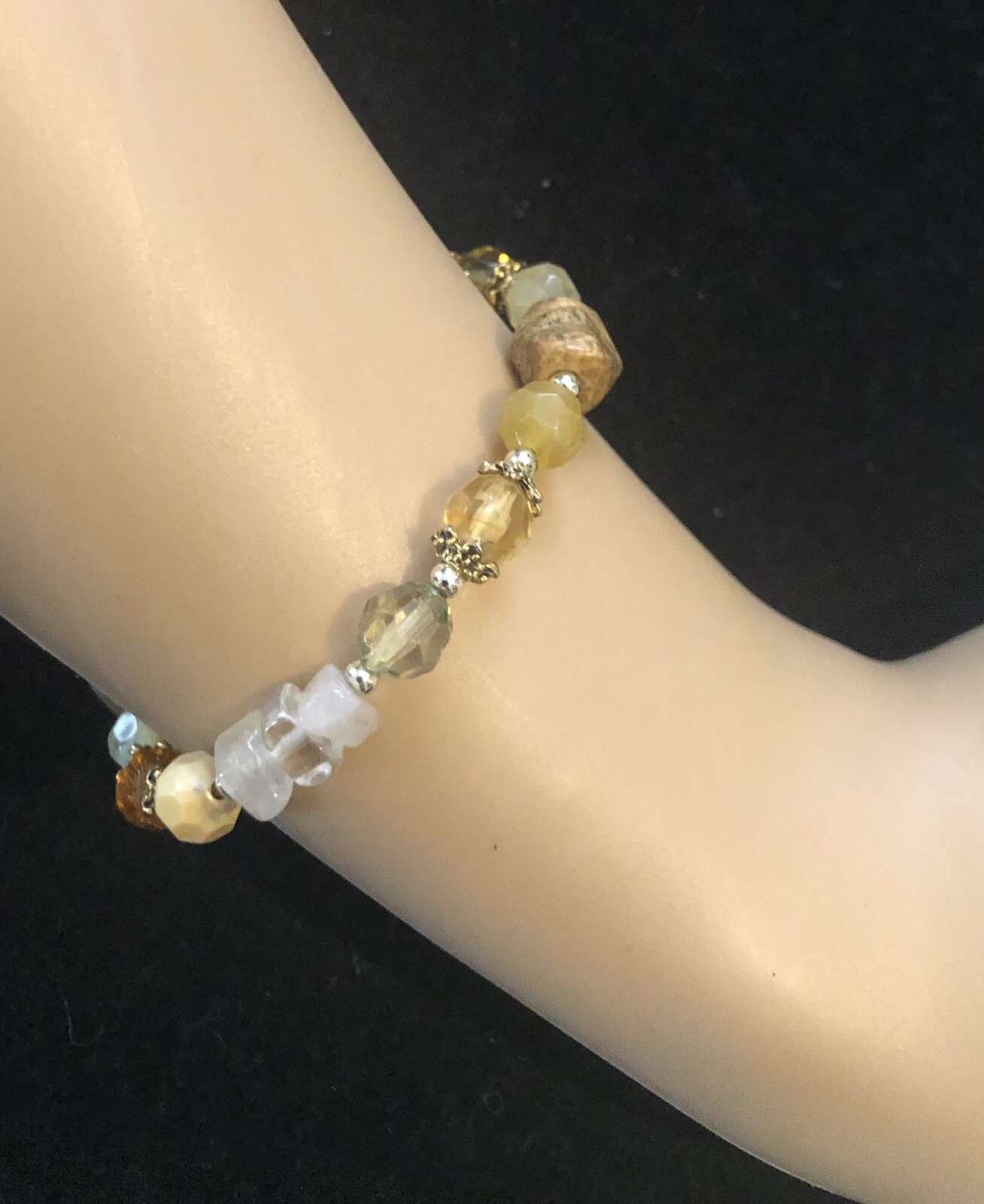 Multicolor Earth Toned Beaded Stretch Bracelet Costume Jewelry 1493 GO2.43D23 gallery