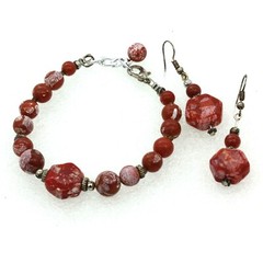 ORANGE SPONGE CORAL vintage bracelet & earrings silver tone metal 7 1/2″- 8 1/2″