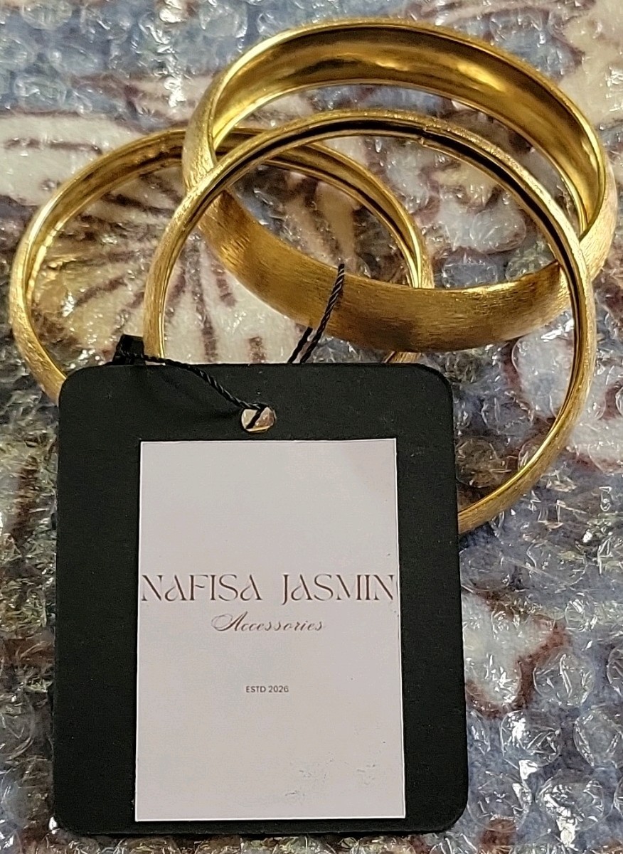 Gold Tone Brushed Wide Round Bangle Bracelet Set of 3 Metal No Stone gallery