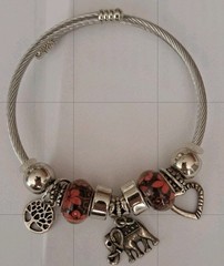 Silver Tone Wire Bangle Charm Bracelet, Stackable, Red/Black Glass Beads